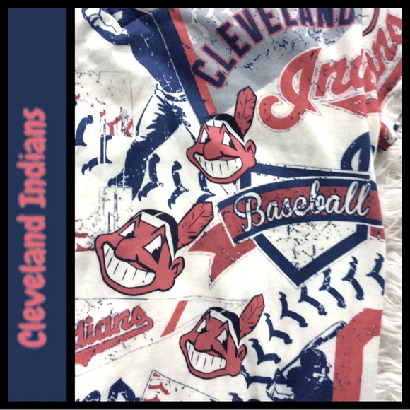 Vintage Cleveland Indians V-Neck Tee - Picture 2 of 4